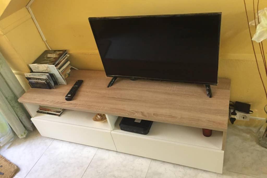 Loft A 5 Minutos Playa De Riazor Apartment A Coruna Ngoại thất bức ảnh