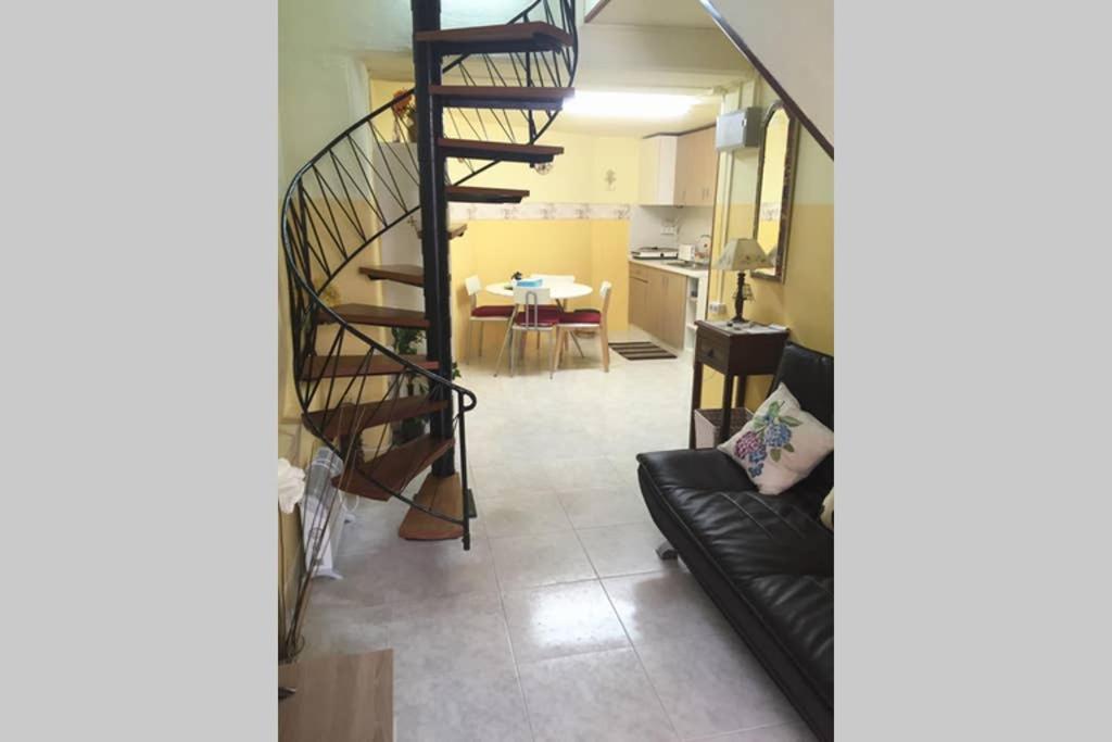 Loft A 5 Minutos Playa De Riazor Apartment A Coruna Ngoại thất bức ảnh